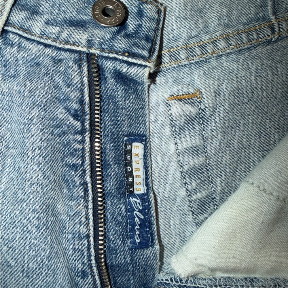 Women’s Express Blues 100% Cotton Jeans - Picture 4 of 9